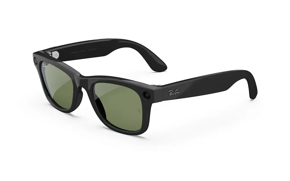 Ray-Ban Meta Wayfarer Gen 2 · Shiny Black frame · Green lenses